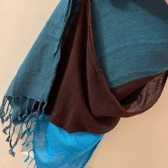 Royal blue & brown soft scarf - Picture 9 of 9
